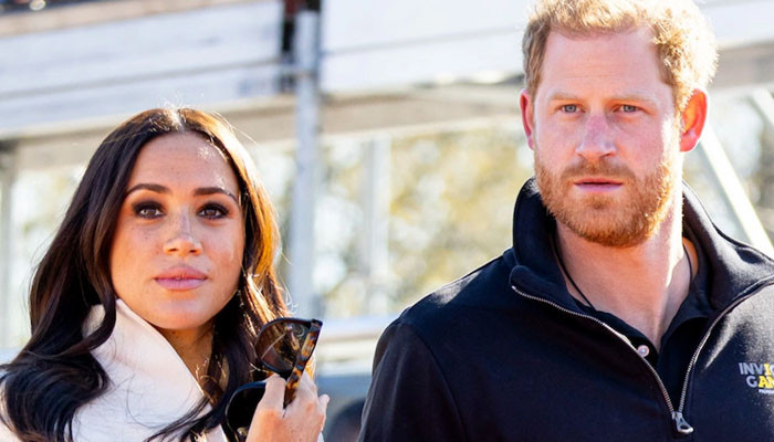 Royal Family pretended Prince Harry, Meghan Markle 'didn't exist' - Vimarsana News