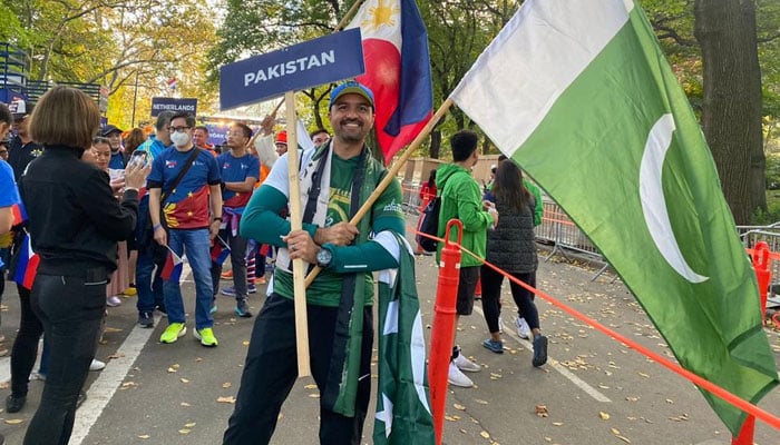 Pakistani runners are getting ready for a marathon. — Photo provided by correspondent.