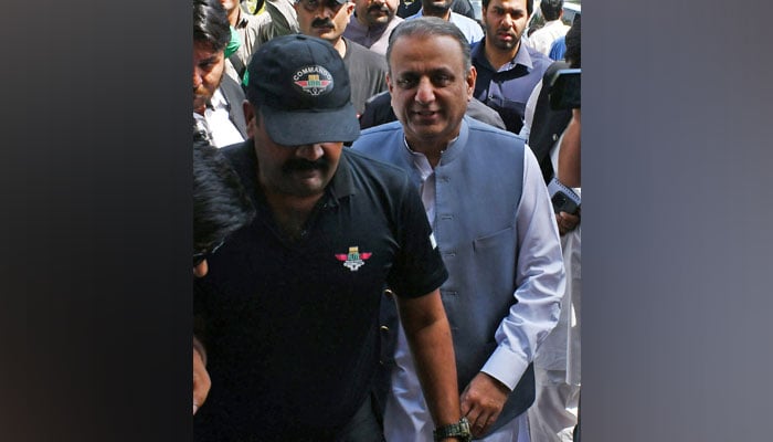 Estranged PTI leader Aleem Khan arrives at the Punjab Assembly. — Online/File