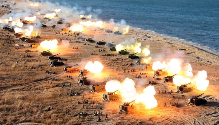 A general view shows a drill by North Korean Korean Peoples Army (KPA) artillery units on the front in this image released by North Koreas Korean Central News Agency (KCNA) in Pyongyang December 2, 2016. KCNA via Reuters