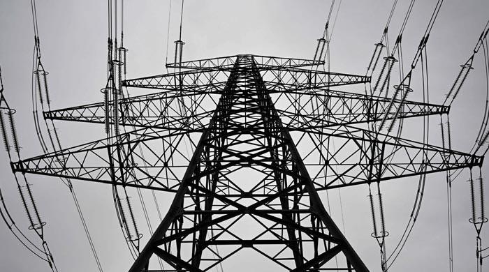 NEPRA jacks up power tariff by Rs0.08 per unit