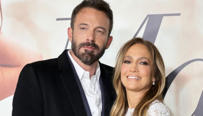 Jennifer Lopez says that she learned from her public relationship with Ben Affleck