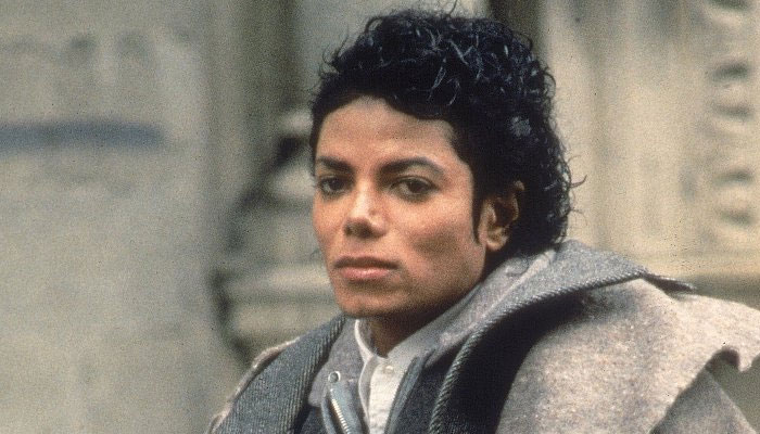Michael Jacksons estate stolen items worth $1 million back