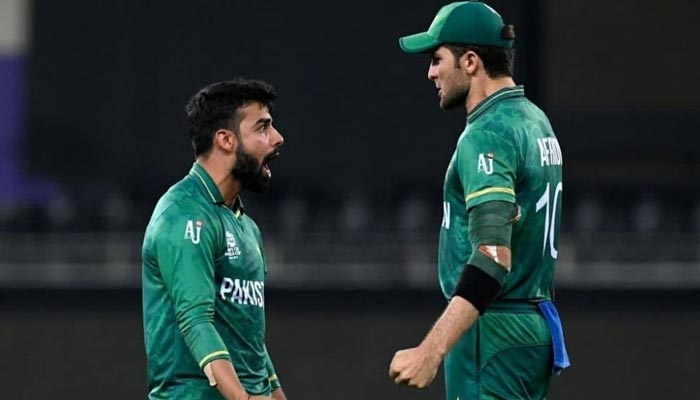 Pakistan all-rounder Shadab Khan (L) and pacer Shaheen Shah Afridi. — Twitter