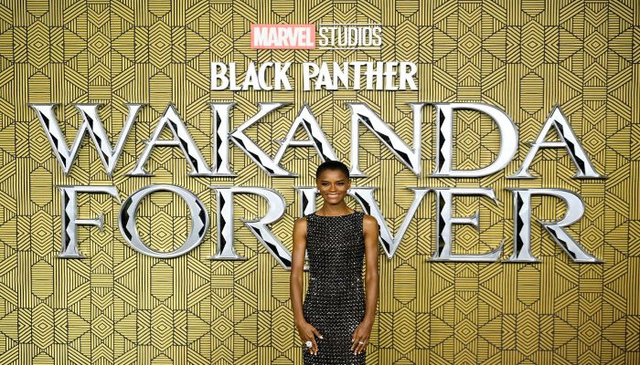 Sekuel Black Panther menyulut box office dengan debut global $330 juta