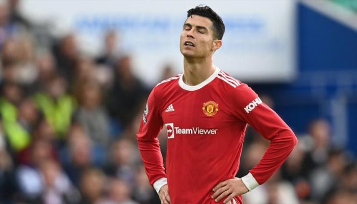 Cristiano Ronaldo says he feels 'betrayed' by Man United, claims execs are  trying to push him out of the club