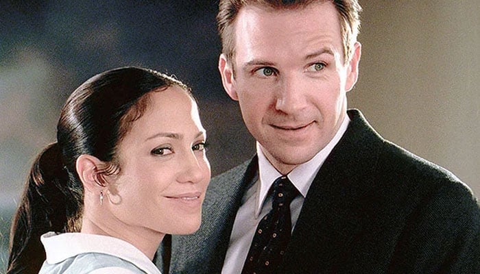 Jennifer Lopez used ‘Harry Potter’ star Ralph Fiennes as ‘relationship decoy’