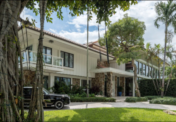 Joe Jonas, Sophie Turner are selling their Miami mansion