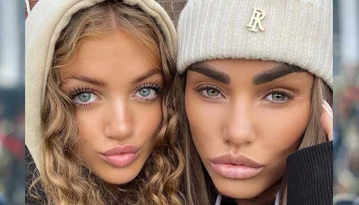 Princess Andre copies Katie Price in stunning pouty selfie