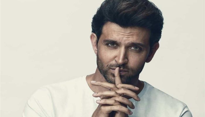 Hrithik Roshan denies reports of moving in with girlfriend Saba Azad