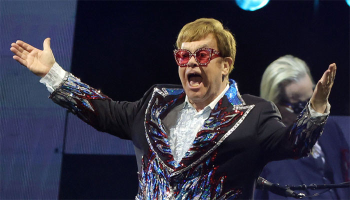 Elton John gets emotional at farewell concert in Los Angeles - Vimarsana News