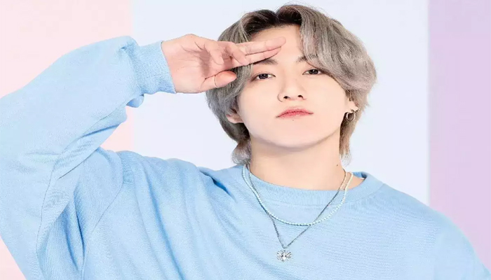 BTS Jungkook gathers huge crowd after returning to Korea from his Historic World Cup performance