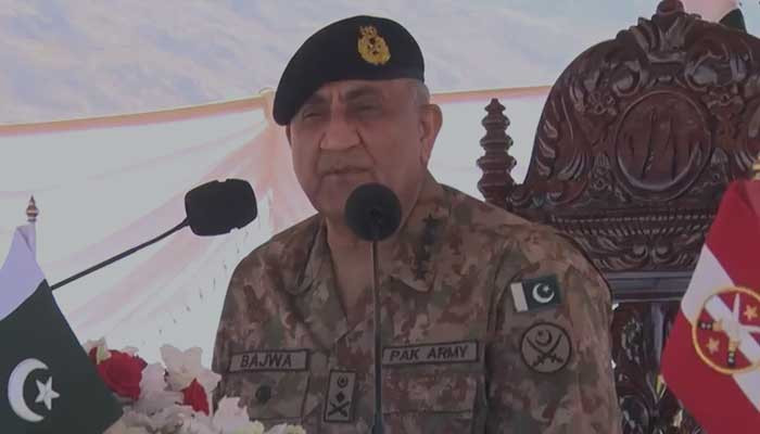 COAS General Qamar Javed Bajwa pays farewell visit to Quetta Garrison