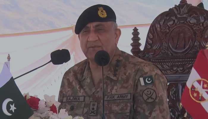 Chief Of Army Staff (COAS) General Qamar Javed Bajwa speaks during visit to the Quetta Garrison. — Screengrab/ISPR