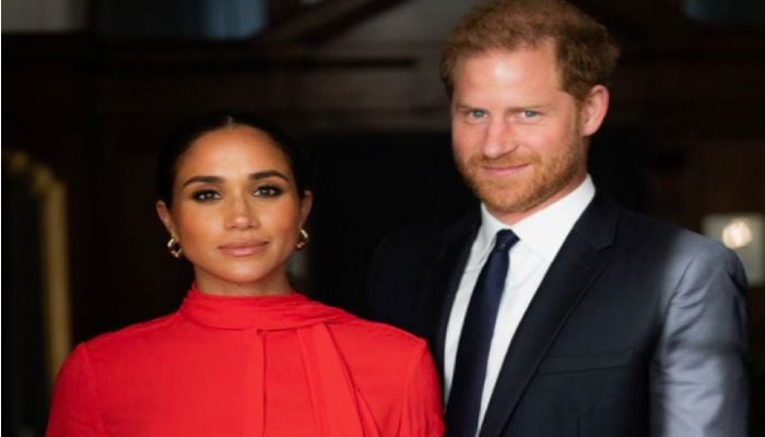 Prince Harry and Meghan Markles absence from Thanksgiving lunch photo raises eyebrows