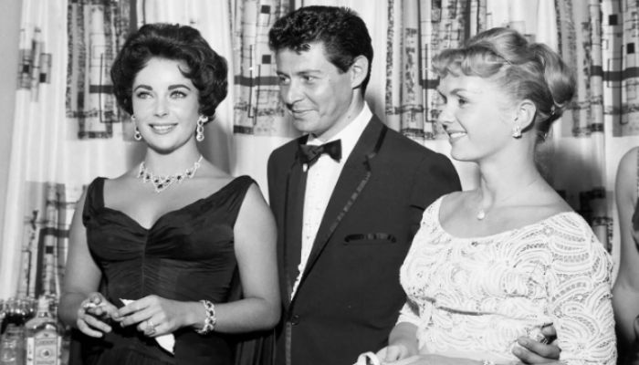Elizabeth Taylors lucky charm Oscar dress found in suitcase in London
