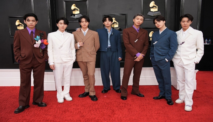 BTS brings Top 10 Artist Award home