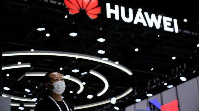 US bans Huawei, ZTE equipment sales, citing national security risk