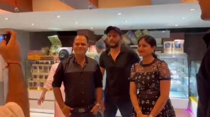 WATCH: Shahid Afridi’s heartwarming chat with Indian fans