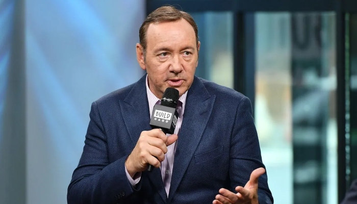 Kevin Spacey membuat film pertama setelah memenangkan gugatan baterai seksual senilai  juta