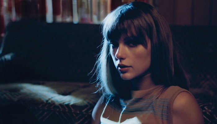 Taylor Swift ‘Midnights’ rules Billboards 200 charts for fourth week