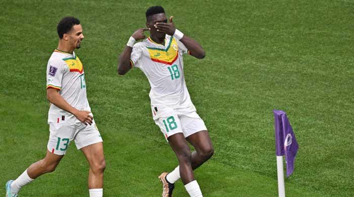Captain Koulibaly sends Senegal into World Cup last 16