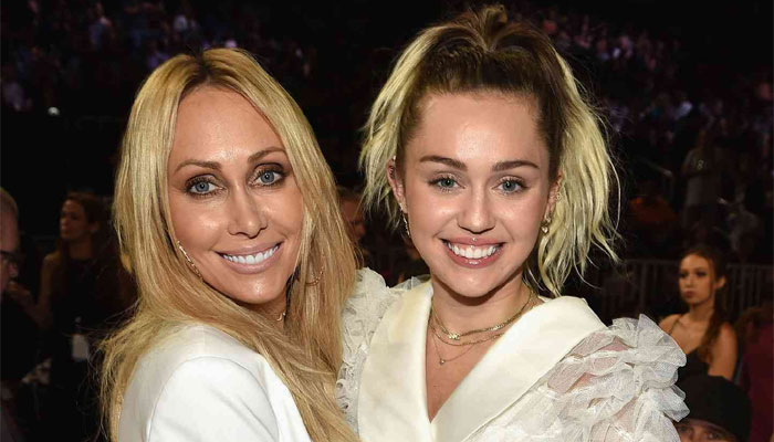 Miley Cyrus thrilled on mom Tish new romance with Dominic Purcell