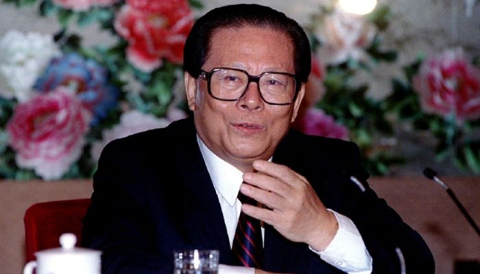 Chinas President Jiang Zemin gestures during his press conference in Beijing, China, September 2, 1994.— Reuters