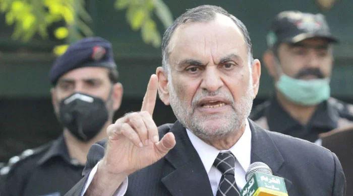 Court sends Azam Swati on 14-day judicial remand in controversial tweet case