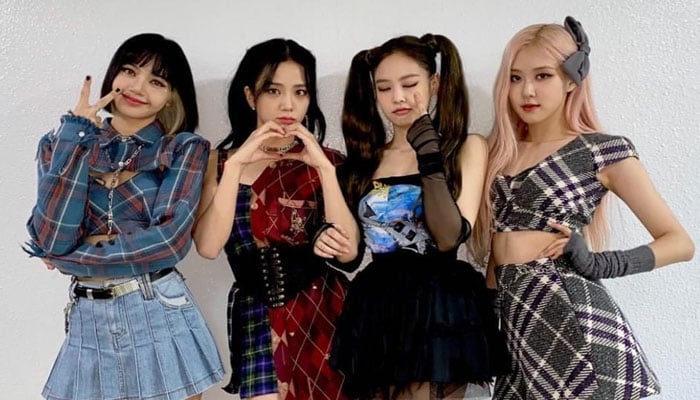 BLACKPINK to host reality show BORN PINK MEMORIES
