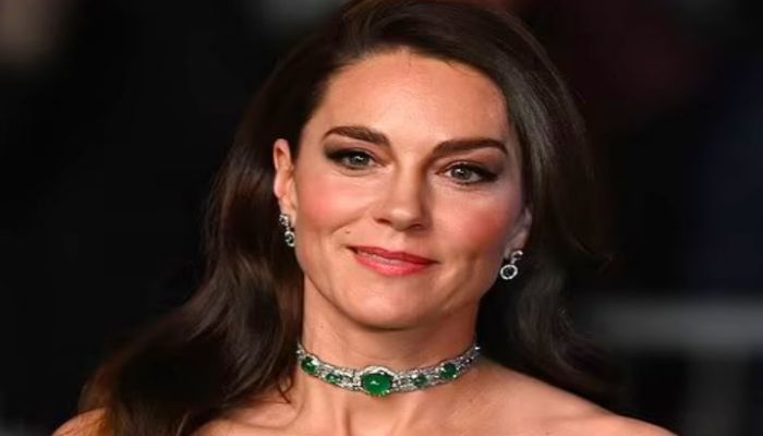 Kate Middleton wears Meghan and Harrys Montecito mansion on her neck at Earthshot Prize ceremony