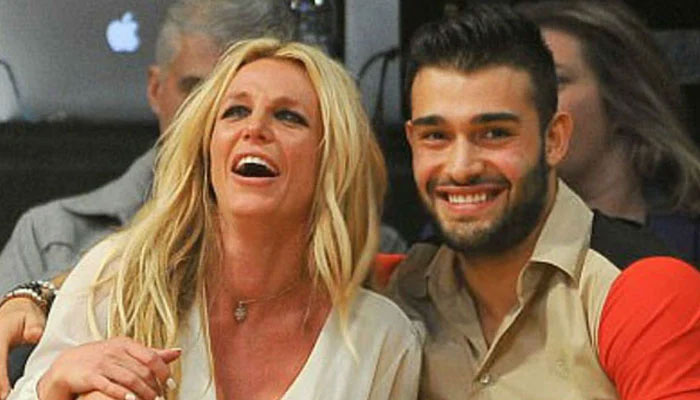 Sam Asghari takes fans inside his prep for Britney Spears birthday surprise