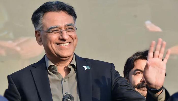 Pakistan Tehreek-e-Insaf (PTI) Secretary-General Asad Umar speaking during a public gathering. — Instagram/@asadumarofficial