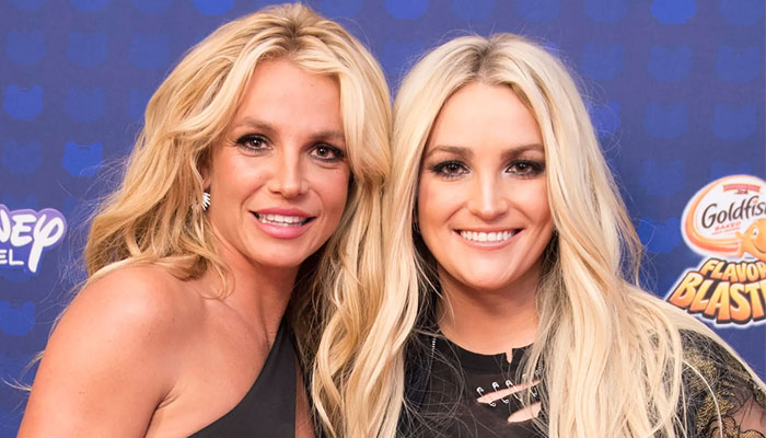 Britney Spears fans think her account is hacked after she praises sister