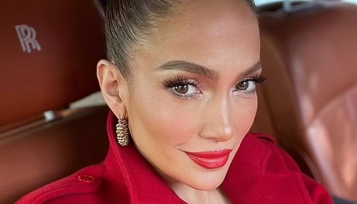 Jennifer Lopez drops jaws in gorgeous red outfit in THESE glamorous snaps