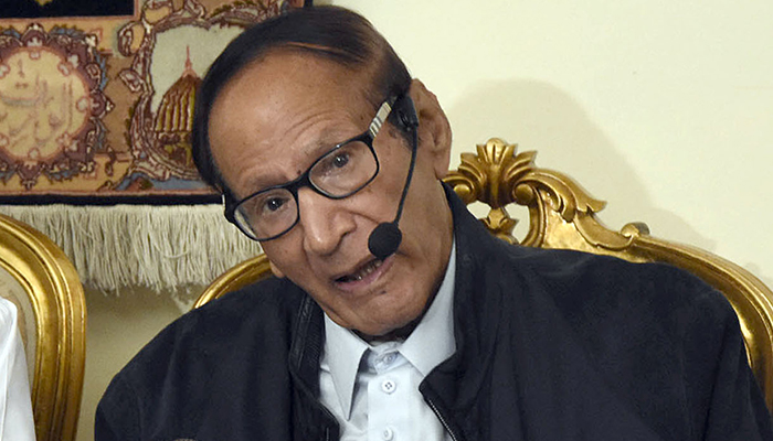 Pakistan Muslim League-Quaid (PML-Q) President Chaudhry Shujaat Hussain addresses a press conference at his residence in Islamabad on August 1, 2022. — Online