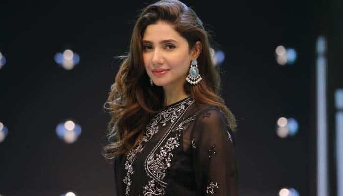 Mahira Khan was serving looks at Red Sea Film Festival