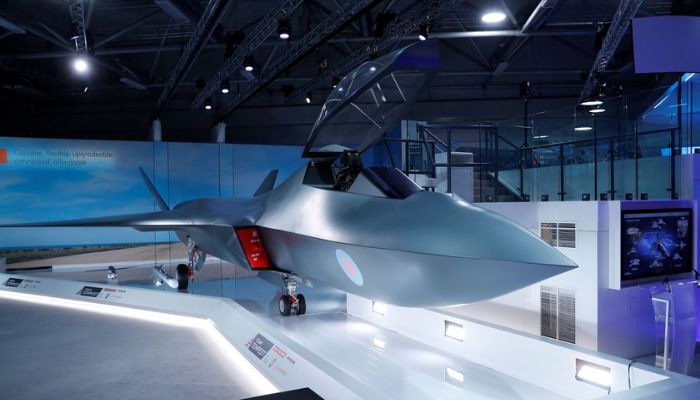 Britains defence minister, Gavin Wiliamson (UNSEEN), unveiled a model of a new jet fighter, called Tempest at the Farnborough Airshow, in Farnborough, Britain July 16, 2018.— Reuters