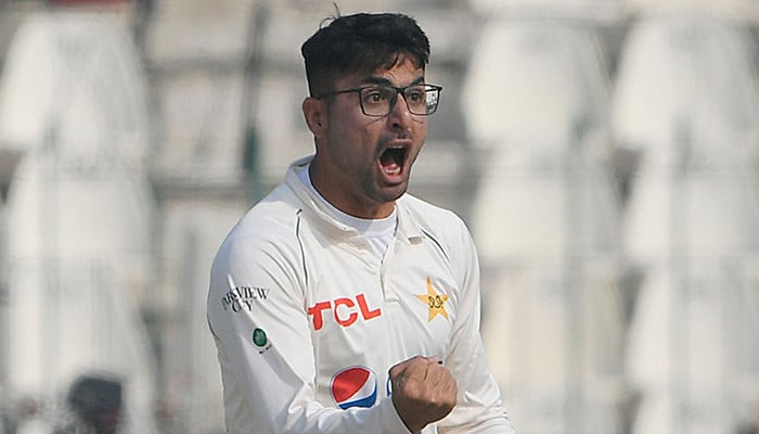 'Mystery' spinner Abrar Ahmed's father upbeat after spectacular show - Vimarsana News