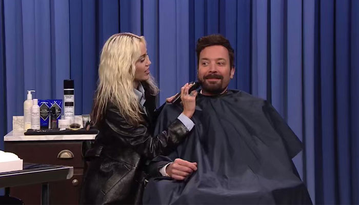 Miley Cyrus shaves Jimmy Fallons’s beard live on the ‘Tonight Show’: WATCH