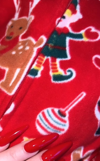 Khloe Kardashian buys a sweet seasonal onesie for baby son for Christmas