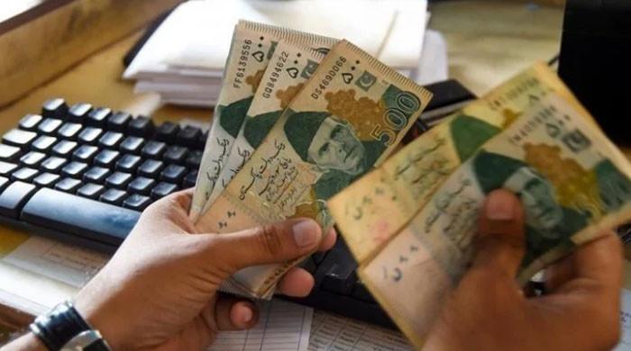 Pakistan on the brink of default, again