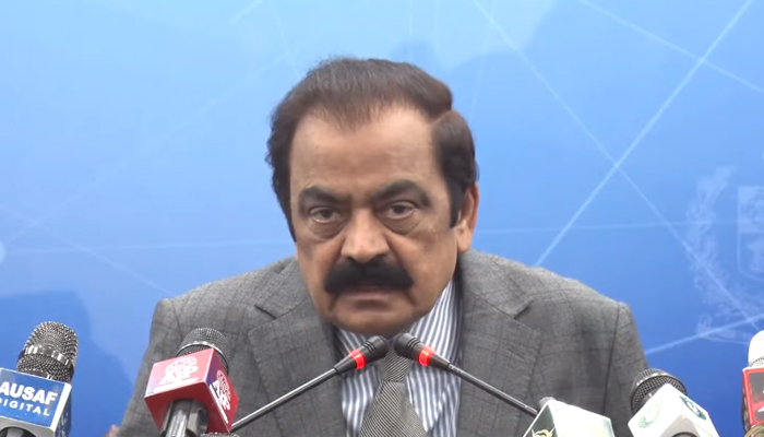 India terlibat dalam segala macam kegiatan teror di Pakistan: Sanaullah