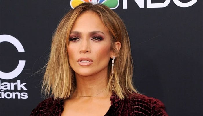 Jennifer Lopez fans share their rudest encounters with the star: ‘She cussed me out’