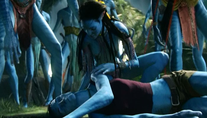 Man collapses to death from heart attack amid Avatar 2