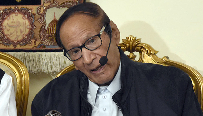 Pakistan Muslim League-Quaid (PML-Q) President Chaudhry Shujaat Hussain addresses a press conference at his residence in Islamabad on August 1, 2022. — Online