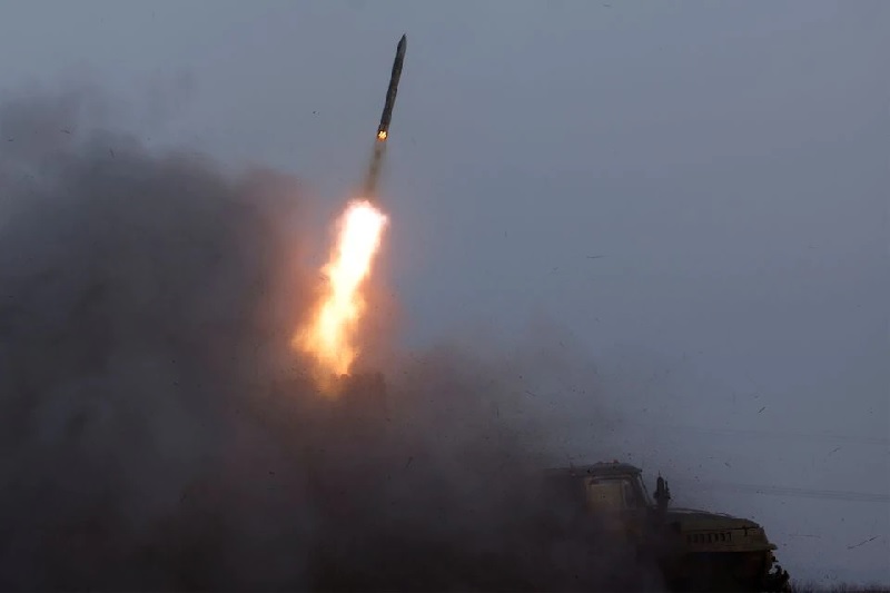 A Ukrainian BM-21 Grad rocket launcher fires a rocket, as Russias attack on Ukraine continues, during intense shelling on Christmas Day at the frontline in Bakhmut, Ukraine, December 25, 2022.— Reuters