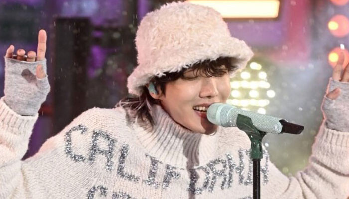 BTS J-Hope dazzle the audience at 'New Year's Rockin'Eve' in Times Square, New York - Vimarsana News