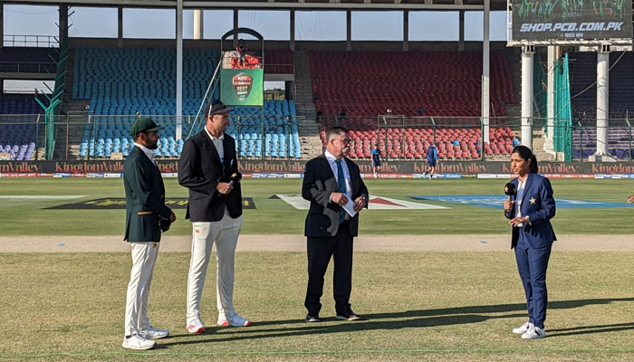 Pakistan captain Babar Azam and New Zealand skipper Kane Williamson at the toss. — PCB