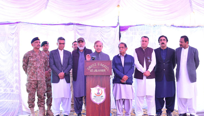 PM Shehbaz Sharif addresses people at the inauguration ceremony of a rebuilt government school in Balochistan on January 4, 2023. — Twitter/@GovtofPakistan